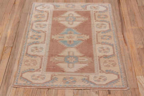 Vintage Oushak Area Rug (2' x 3')